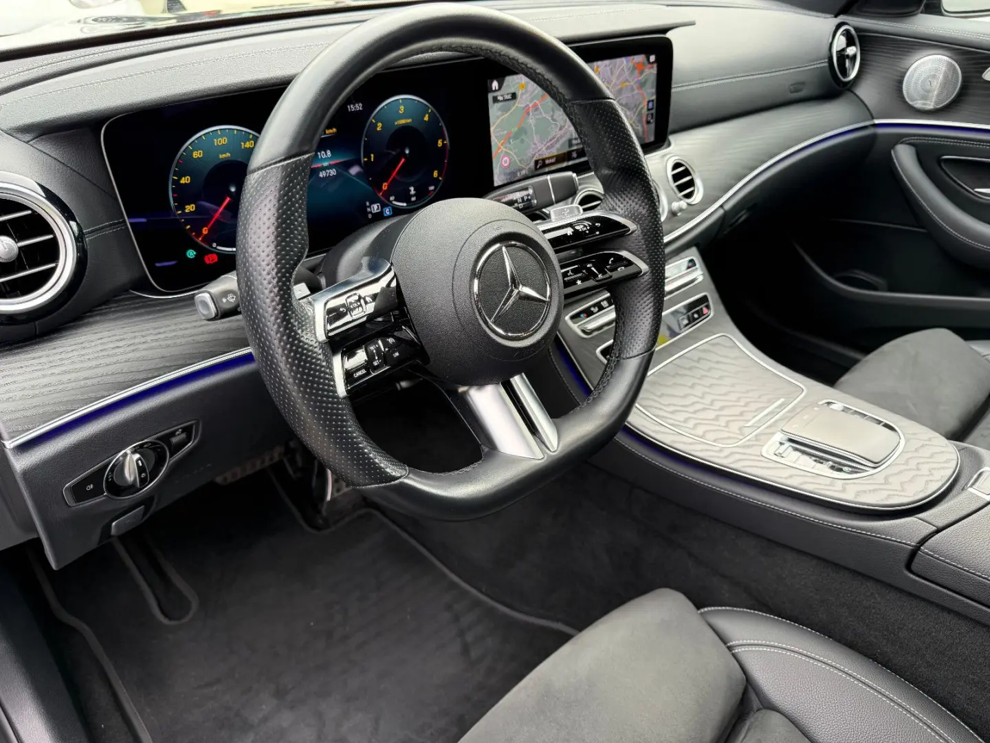 E 220 d Lim. AMG Line PANORAMA/BURMESTER/LM20/9G