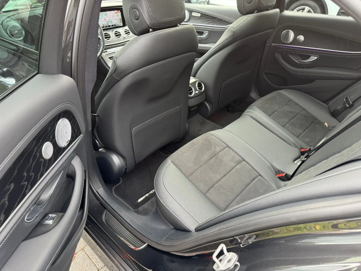 E 220 d Lim. AMG Line PANORAMA/BURMESTER/LM20/9G