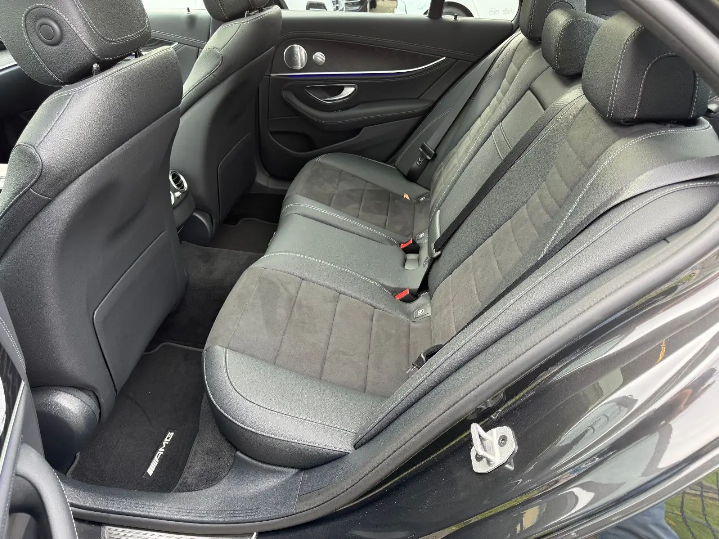 E 220 d Lim. AMG Line PANORAMA/BURMESTER/LM20/9G