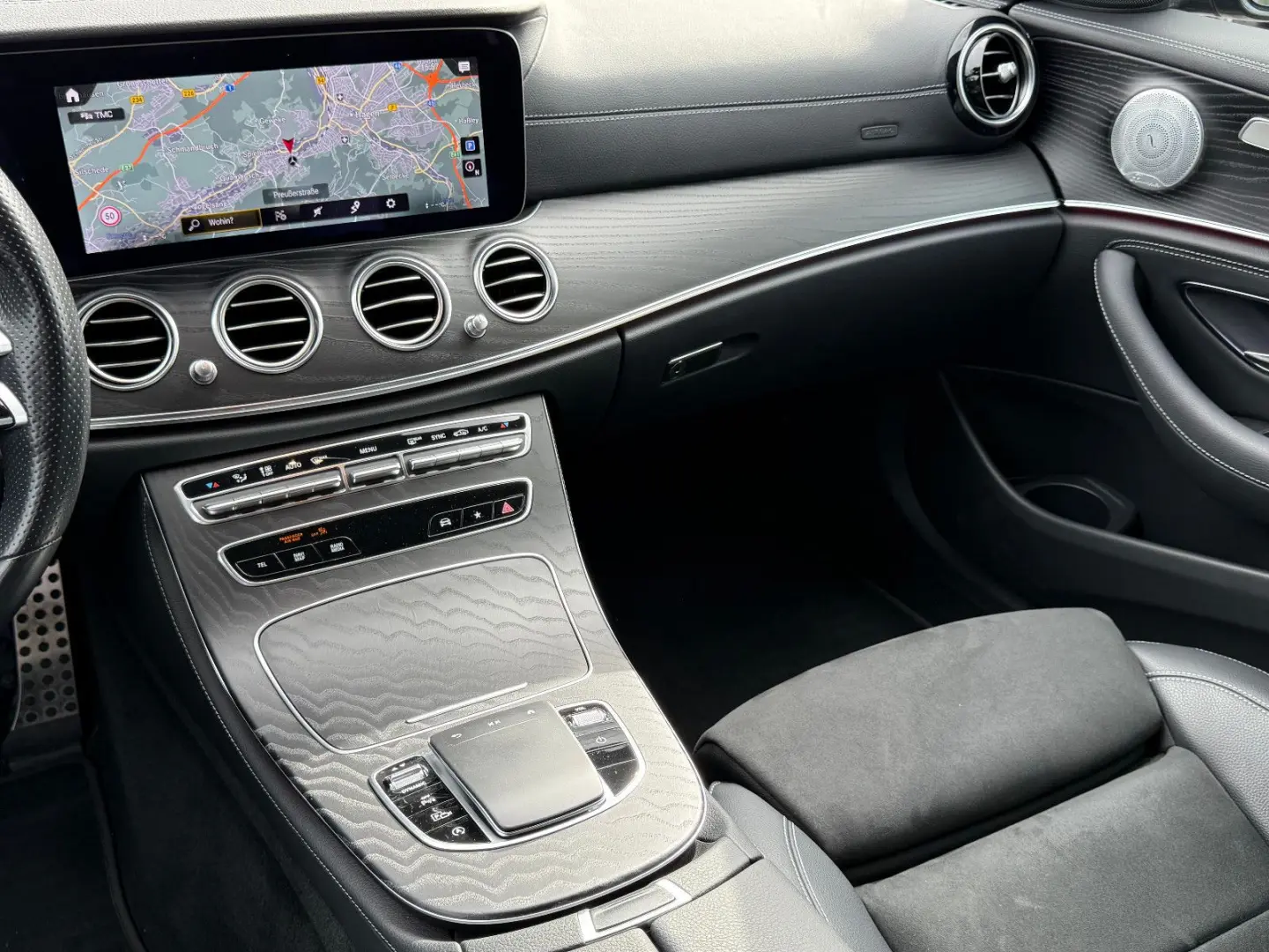 E 220 d Lim. AMG Line PANORAMA/BURMESTER/LM20/9G