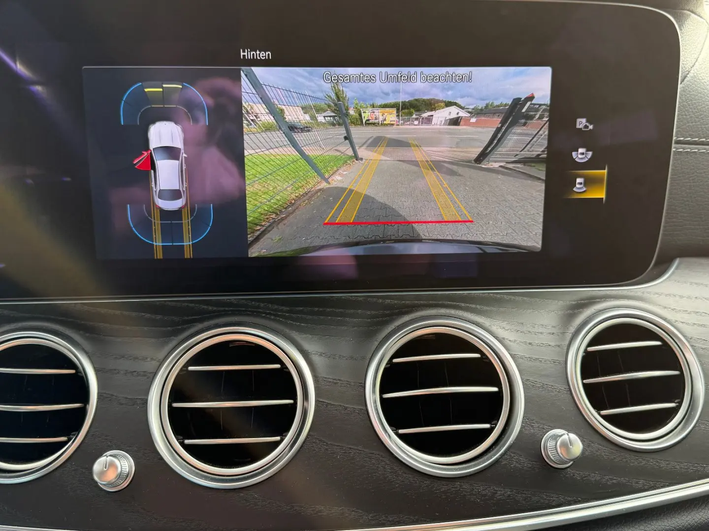E 220 d Lim. AMG Line PANORAMA/BURMESTER/LM20/9G