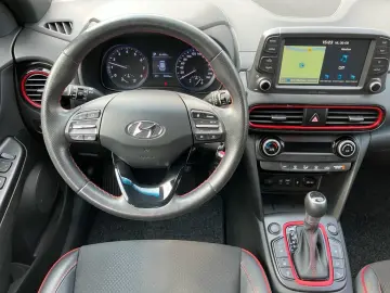 KONA STYLE Navi KlimaA LED LM SHZ PDC SpurH AUT