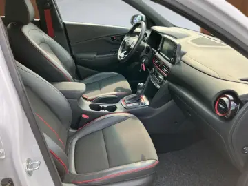 KONA STYLE Navi KlimaA LED LM SHZ PDC SpurH AUT