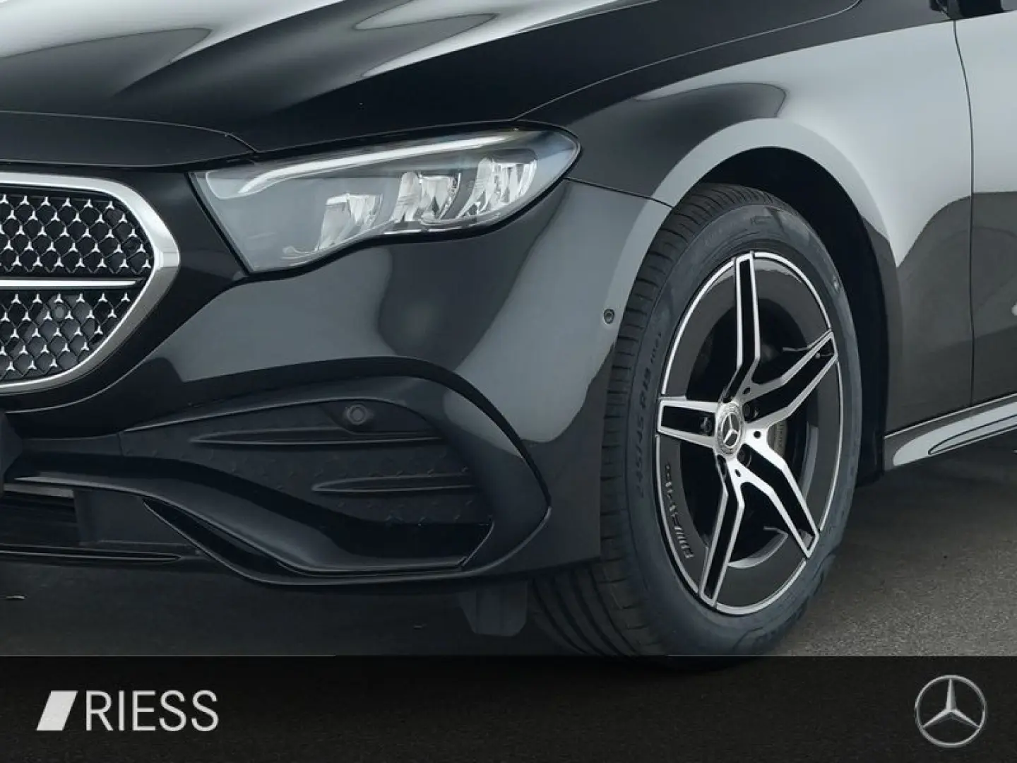 E 300 e 4M AMG Sport Night Distr Pano W-Paket 19