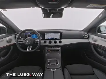 E 300 e 4M AMG+Pano+AHK+Sound+Dist+360+LED+Night