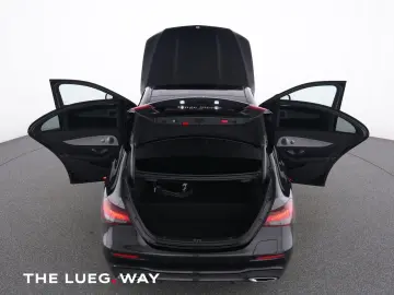 E 300 e 4M AMG+Pano+AHK+Sound+Dist+360+LED+Night