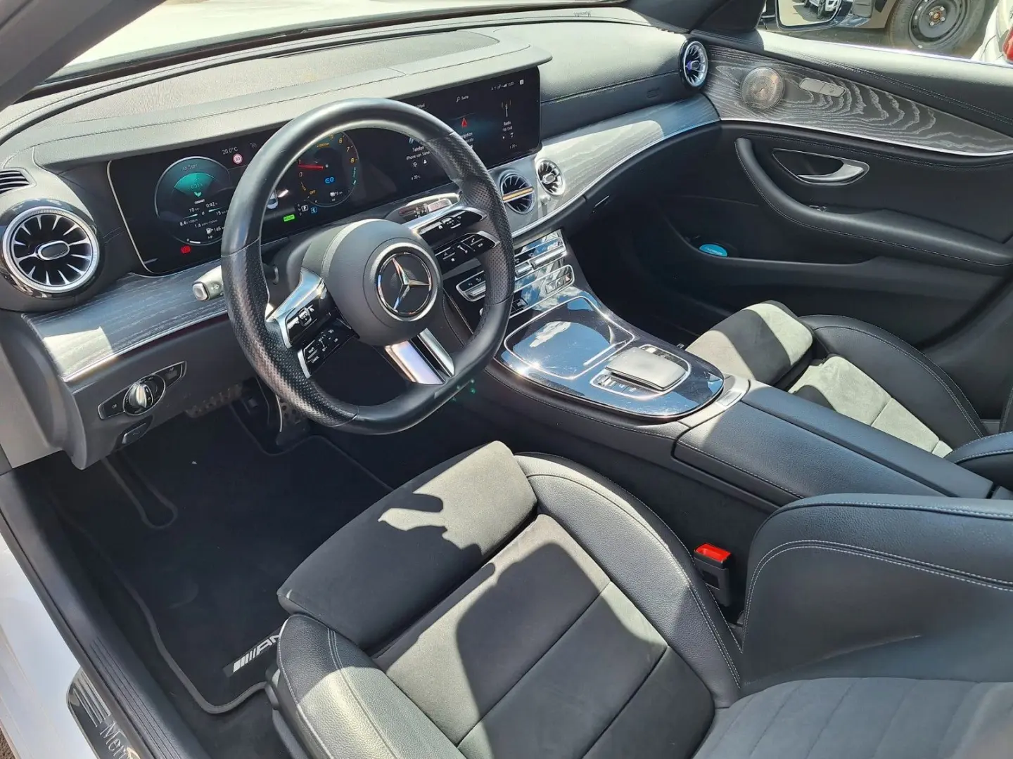 E 300e AMG Line *LED*SHZ