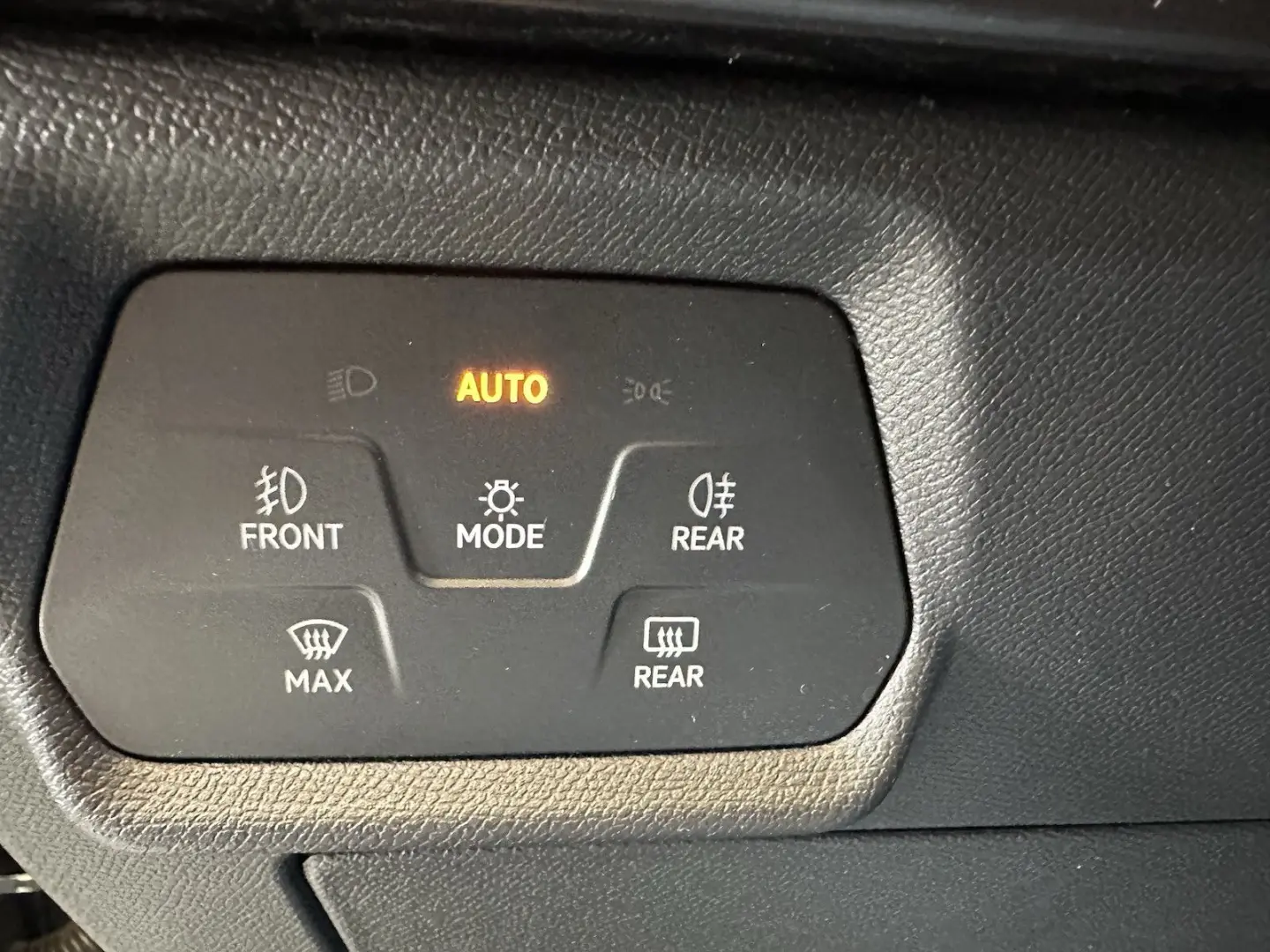 Formentor 1,5TSI DSG NAVI DCC 19´´ Assist L