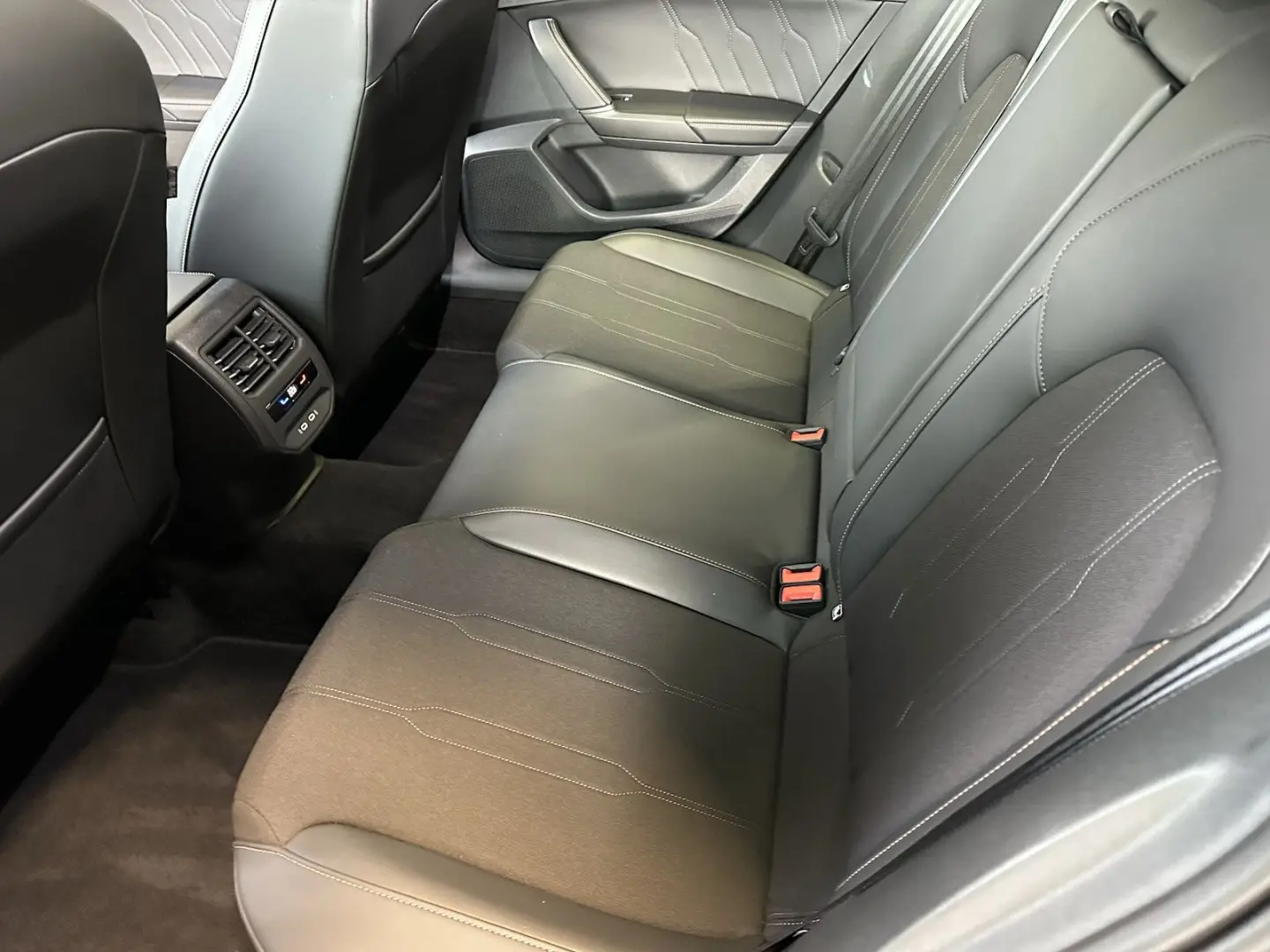 Formentor 1,5TSI DSG NAVI DCC 19´´ Assist L