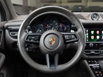 Macan 2.0 AWD/360*/PANO/APPLE/BOSÉ/SBL/LHZ/R20