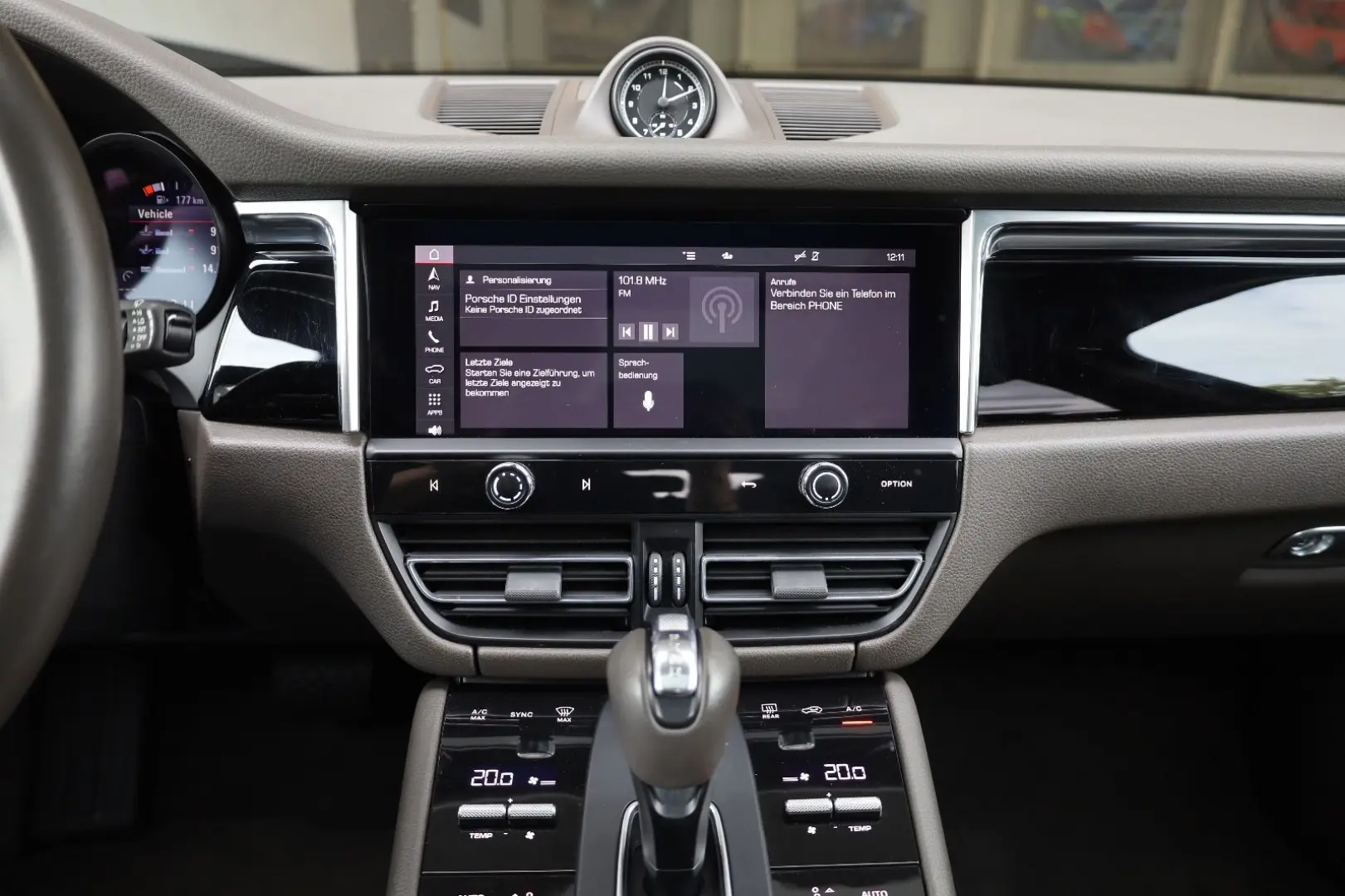 Macan 2.0 AWD/360*/PANO/APPLE/BOSÉ/SBL/LHZ/R20