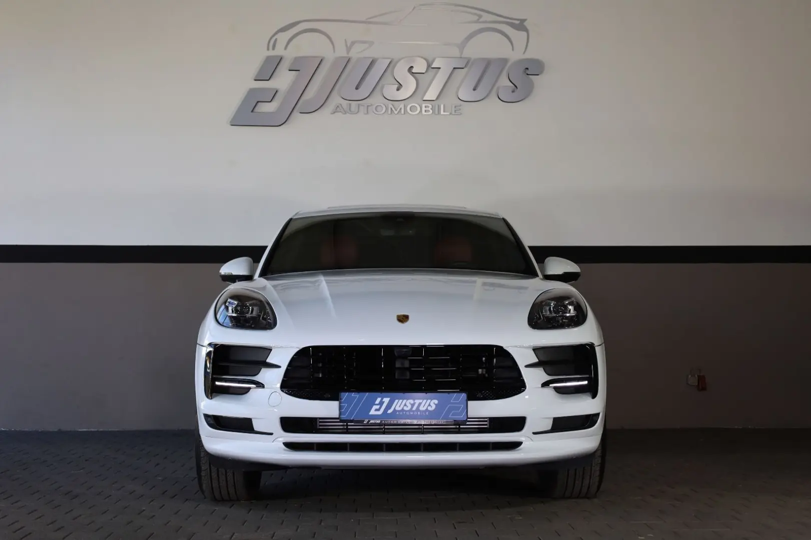 Macan 2.0 AWD/PANO/TTW/SHZ/LHZ/SBL/BOSÉ/SPUR/R19