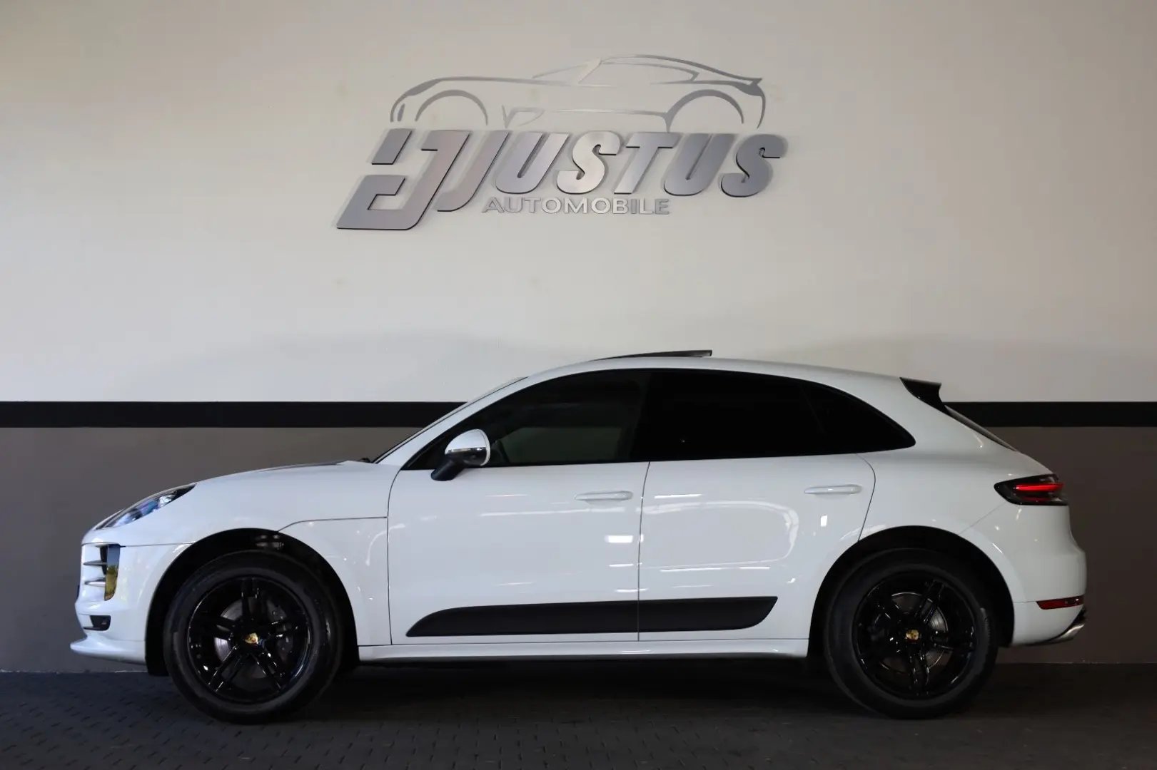 Macan 2.0 AWD/PANO/TTW/SHZ/LHZ/SBL/BOSÉ/SPUR/R19