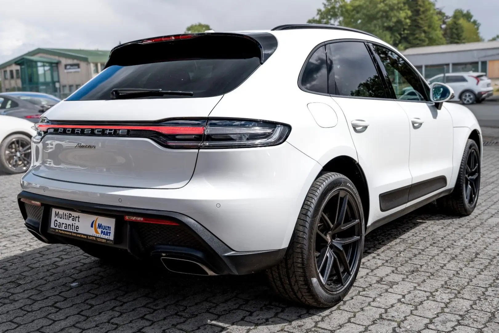 Macan 2,0 Aut Facelift/Pano/Navi/360*Bose/Matrix