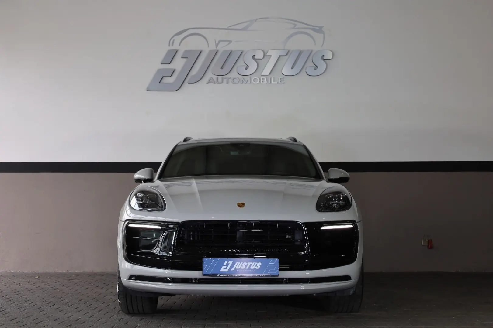 Macan 2.0 AWD/360*/PANO/APPLE/BOSÉ/SBL/LHZ/R20