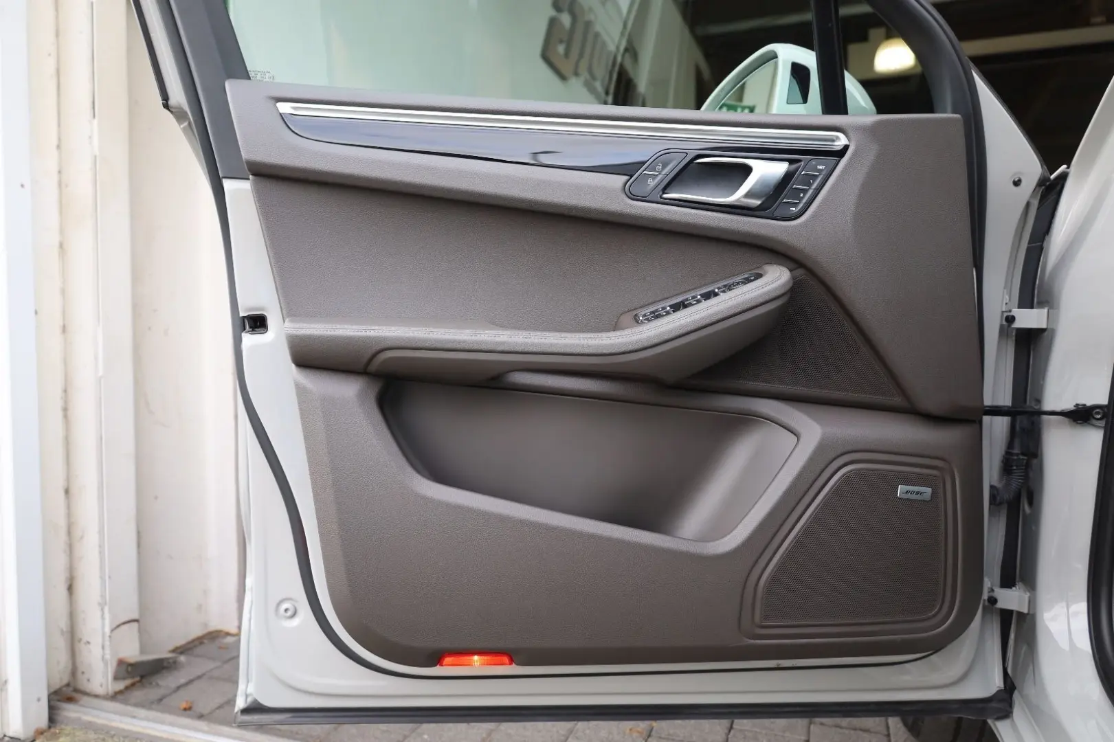Macan 2.0 AWD/360*/PANO/APPLE/BOSÉ/SBL/LHZ/R20