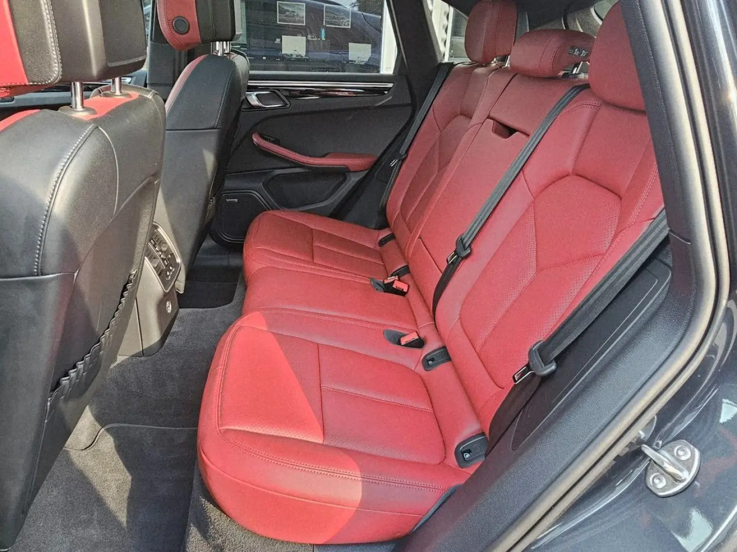Macan T ACC Mem. Bose 4x SHZ Pano 21Zoll Sitzkli