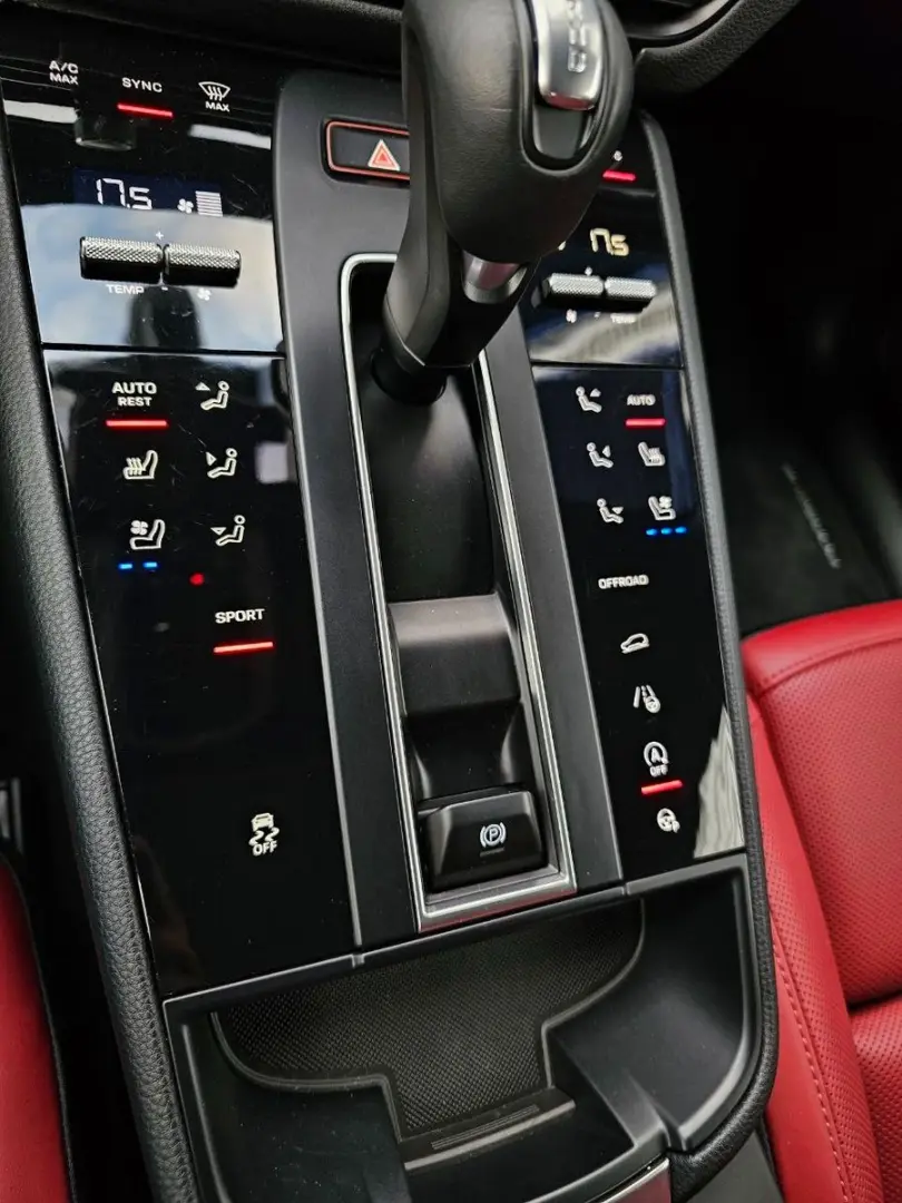 Macan T ACC Mem. Bose 4x SHZ Pano 21Zoll Sitzkli
