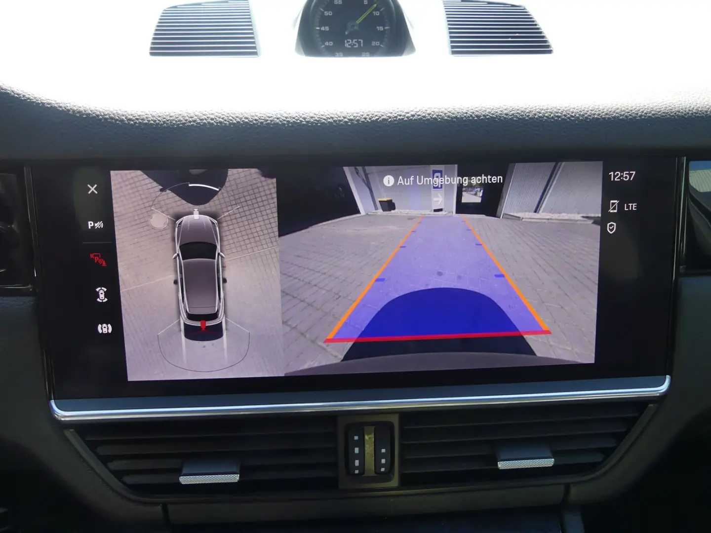 Cayenne E-Hybrid Sportpaket MATRIX/PANO/21ZOLL