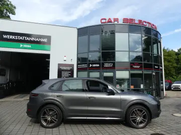 Cayenne E-Hybrid Sportpaket MATRIX/PANO/21ZOLL