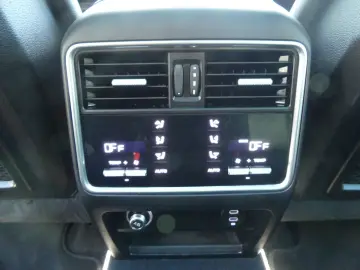 Cayenne E-Hybrid Sportpaket MATRIX/PANO/21ZOLL