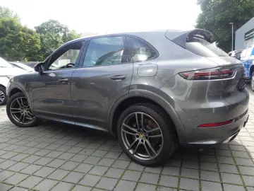 Cayenne E-Hybrid Sportpaket MATRIX/PANO/21ZOLL
