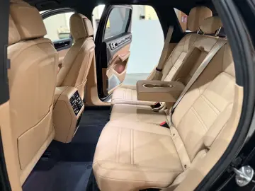 Cayenne E-Hybrid Platinum Burmester 360° Massage