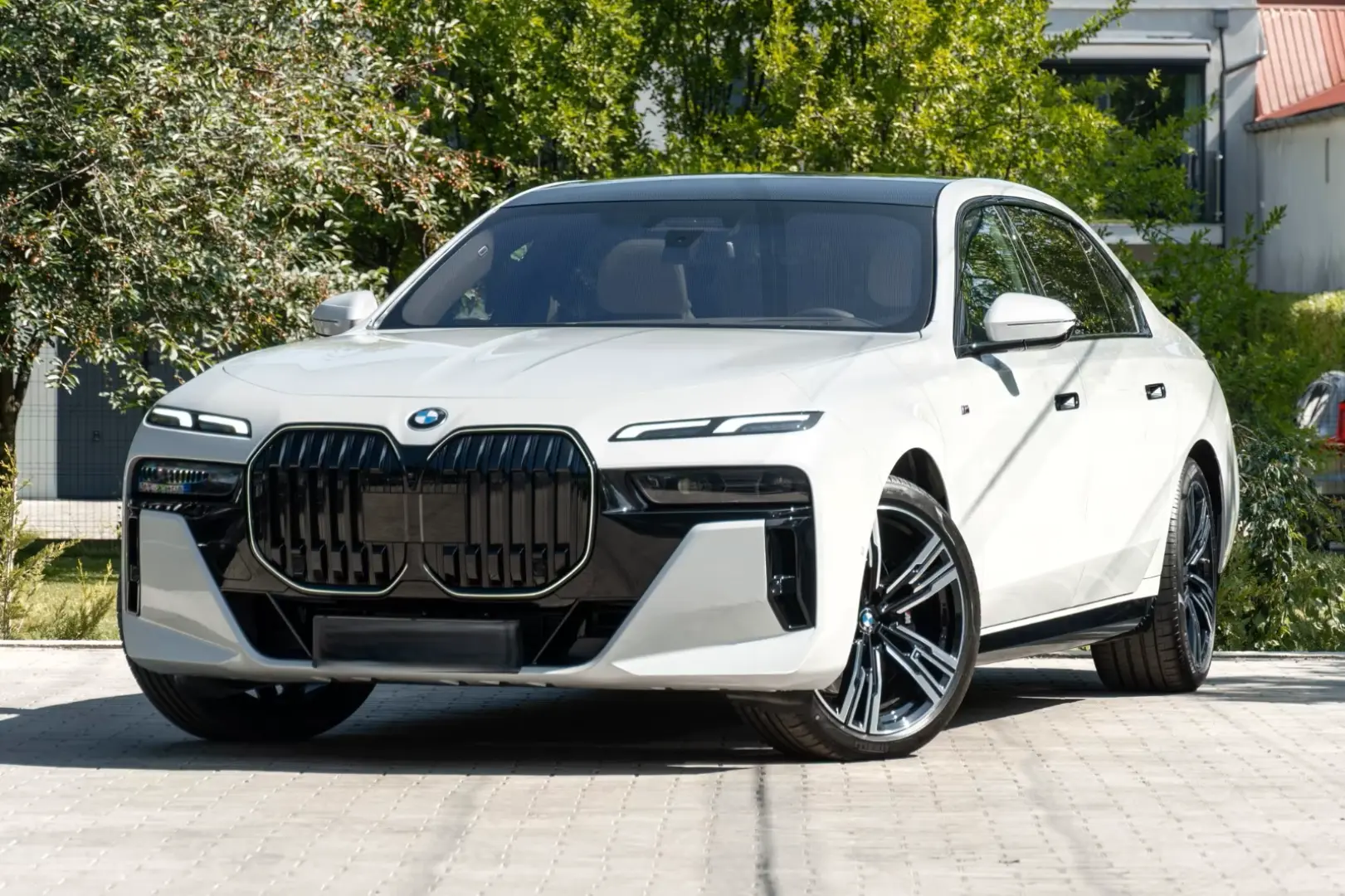 BMW 740 d xDrive M SPORT.
