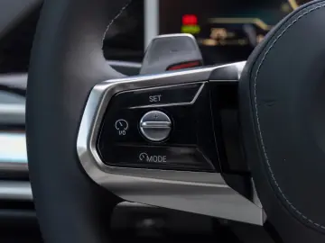 BMW 740 d xDrive M SPORT.
