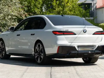 BMW 740 d xDrive M SPORT.