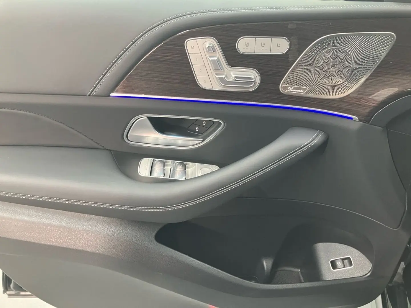 GLS 450 d 4M AMG+STDHZG+AIRMATIC+AHK+HEADUP+23
