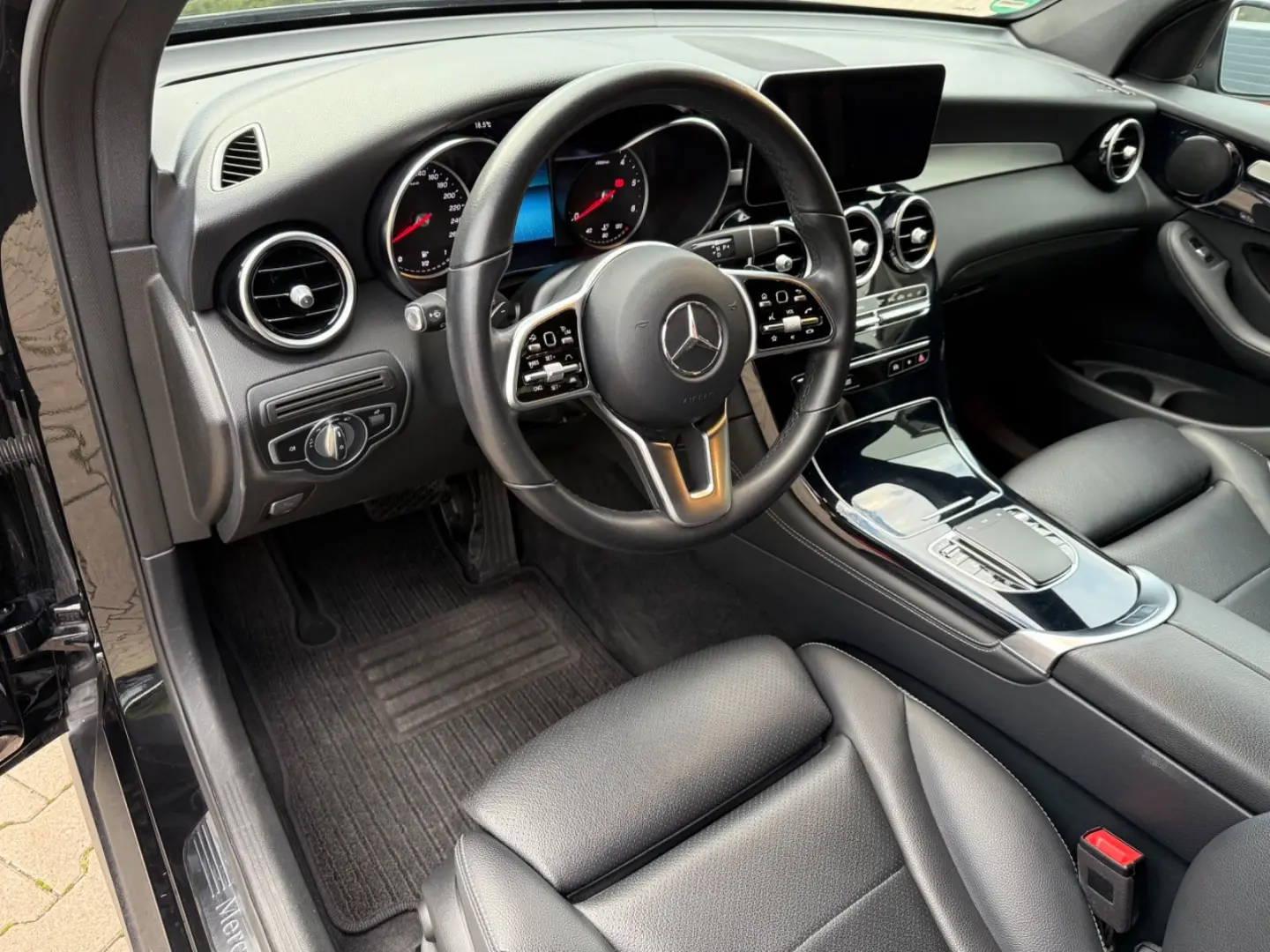 GLC 220 d Coupe 4Matic * ACC*Kamera*LED*1.Hand *