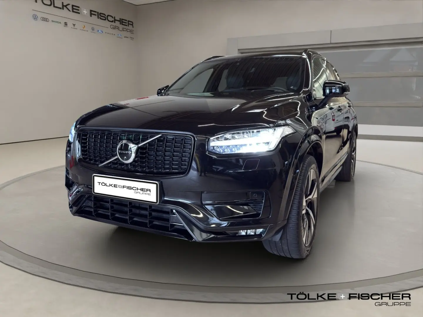 XC90 B5 (Diesel)- R Design ACC AHK AUT Kam. Navi