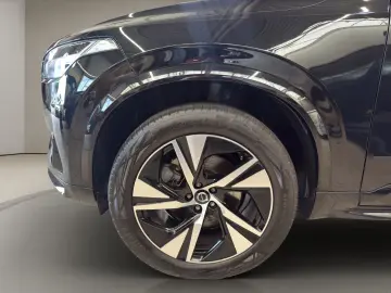XC90 B5 (Diesel)- R Design ACC AHK AUT Kam. Navi