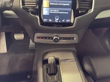 XC90 B5 (Diesel)- R Design ACC AHK AUT Kam. Navi