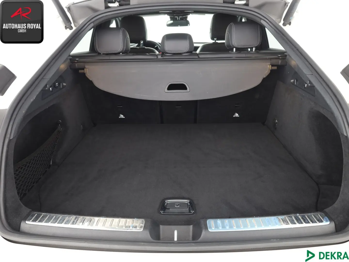 GLC 250 4M Coupe AMG NIGHT COMAND,LEDILS,KAMERA
