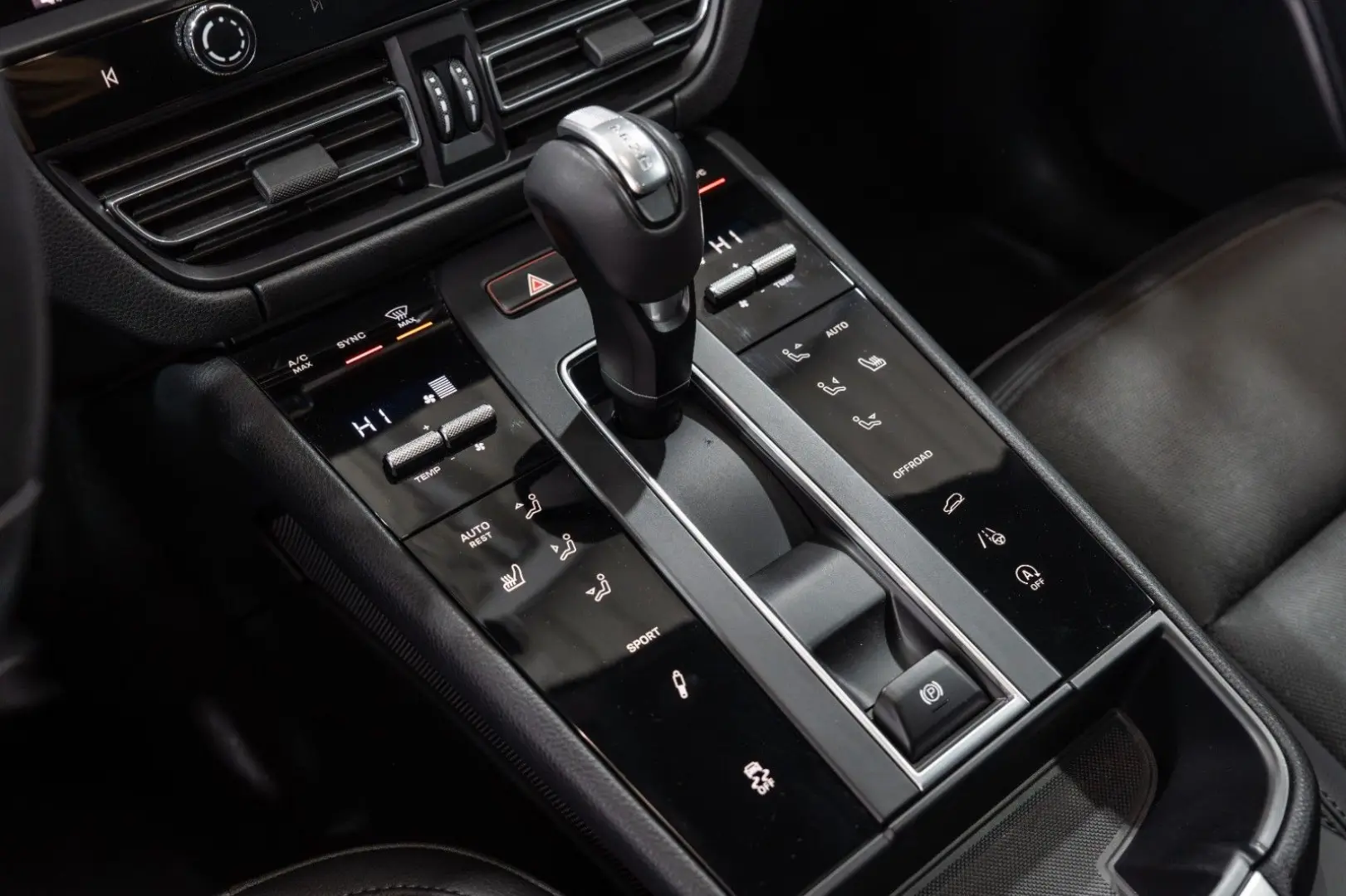 Macan S*CARBON*CHRONO*PANO*LED*21