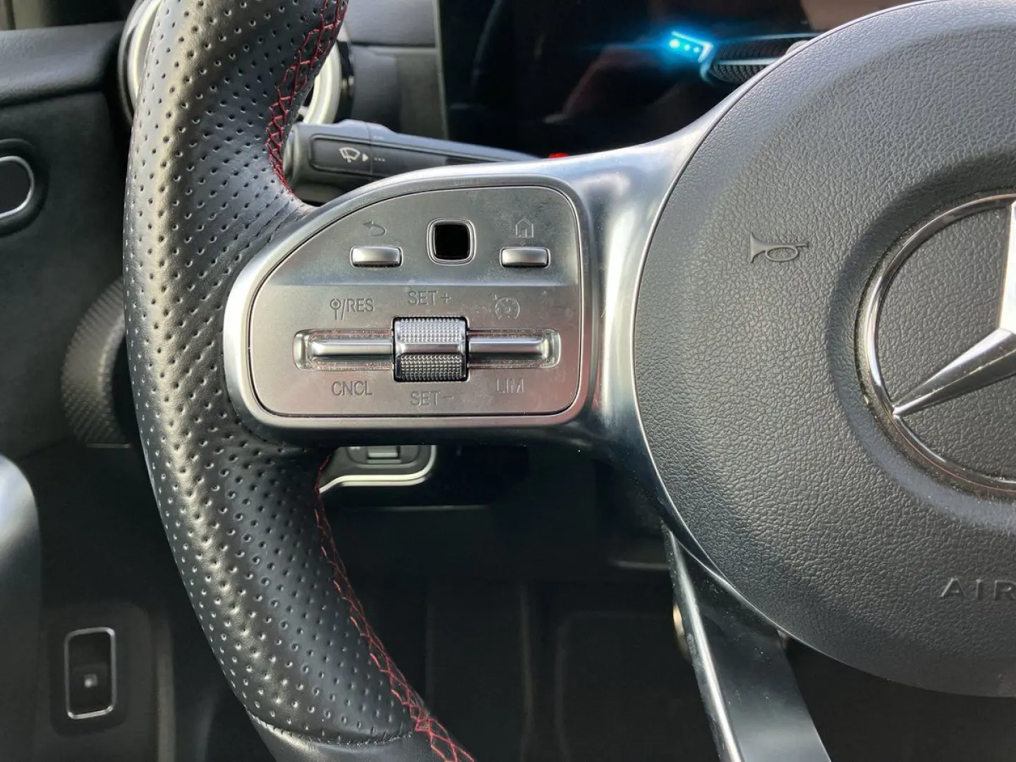 A 250 E AMG LINE DCT +LED+NAVI+TEMPOMAT+KAMERA+