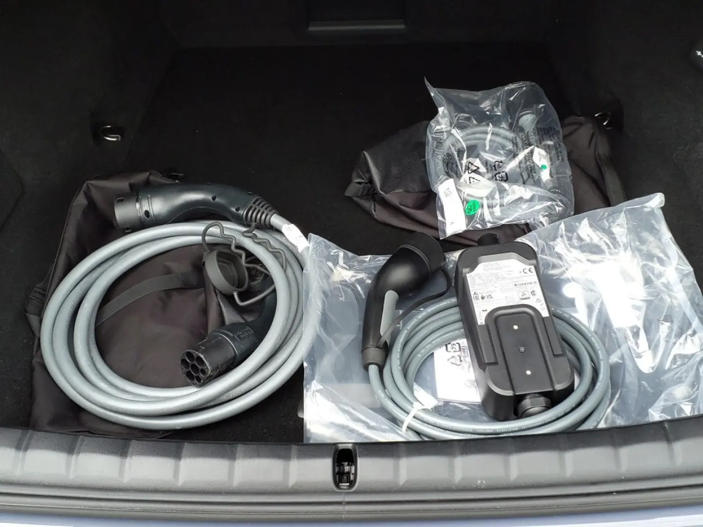 i7 xDrive 60 Kristall ExecutiveLo B&W Inno 20