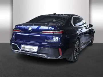 i7 eDrive50 M Sportpaket Innovationsp. Durchlade