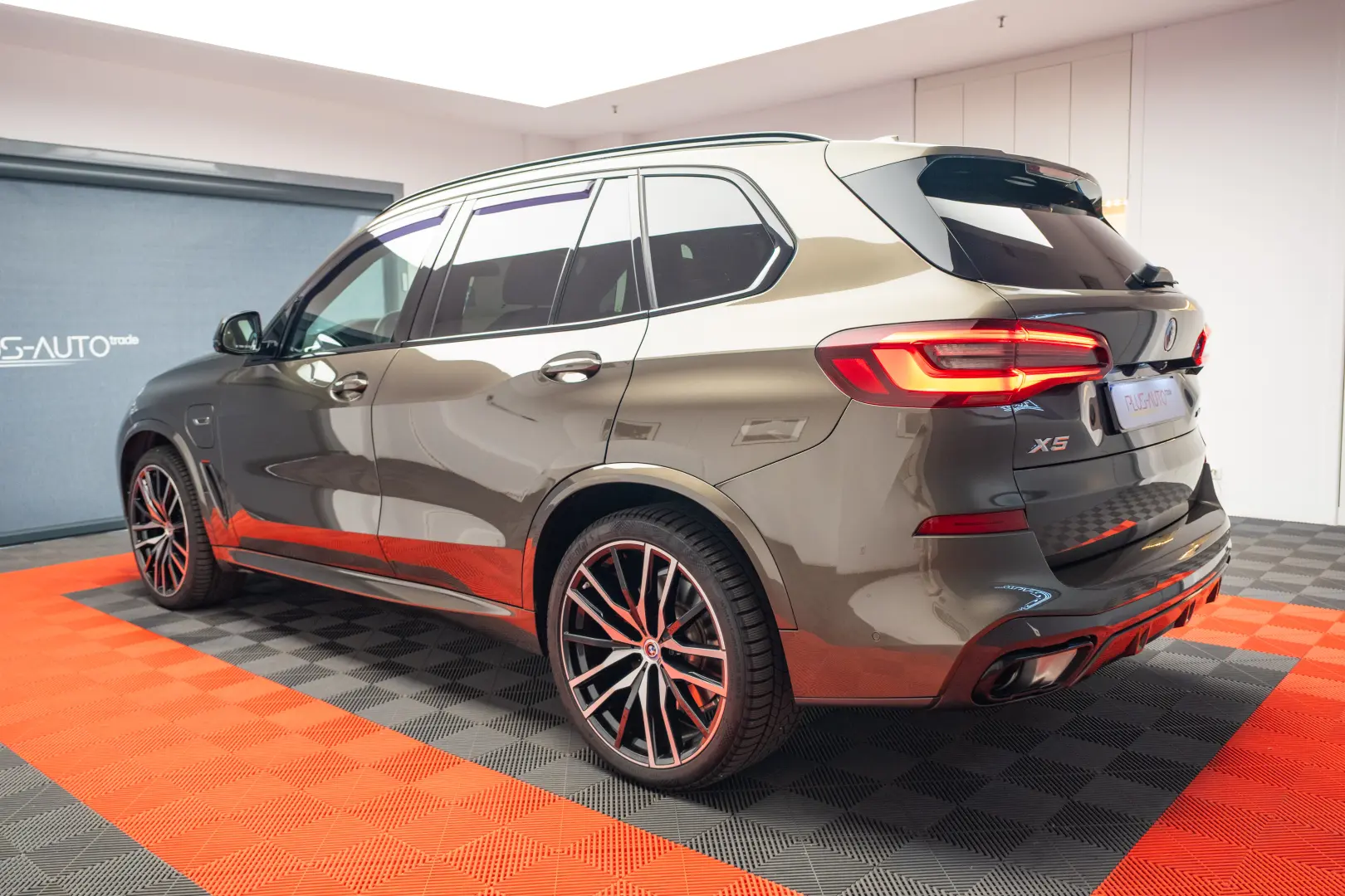 BMW X5 xDrive45e 394 CP Plug-in Hybrid – M Sport