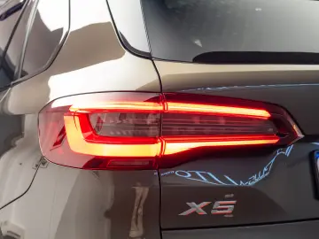 BMW X5 xDrive45e 394 CP Plug-in Hybrid – M Sport