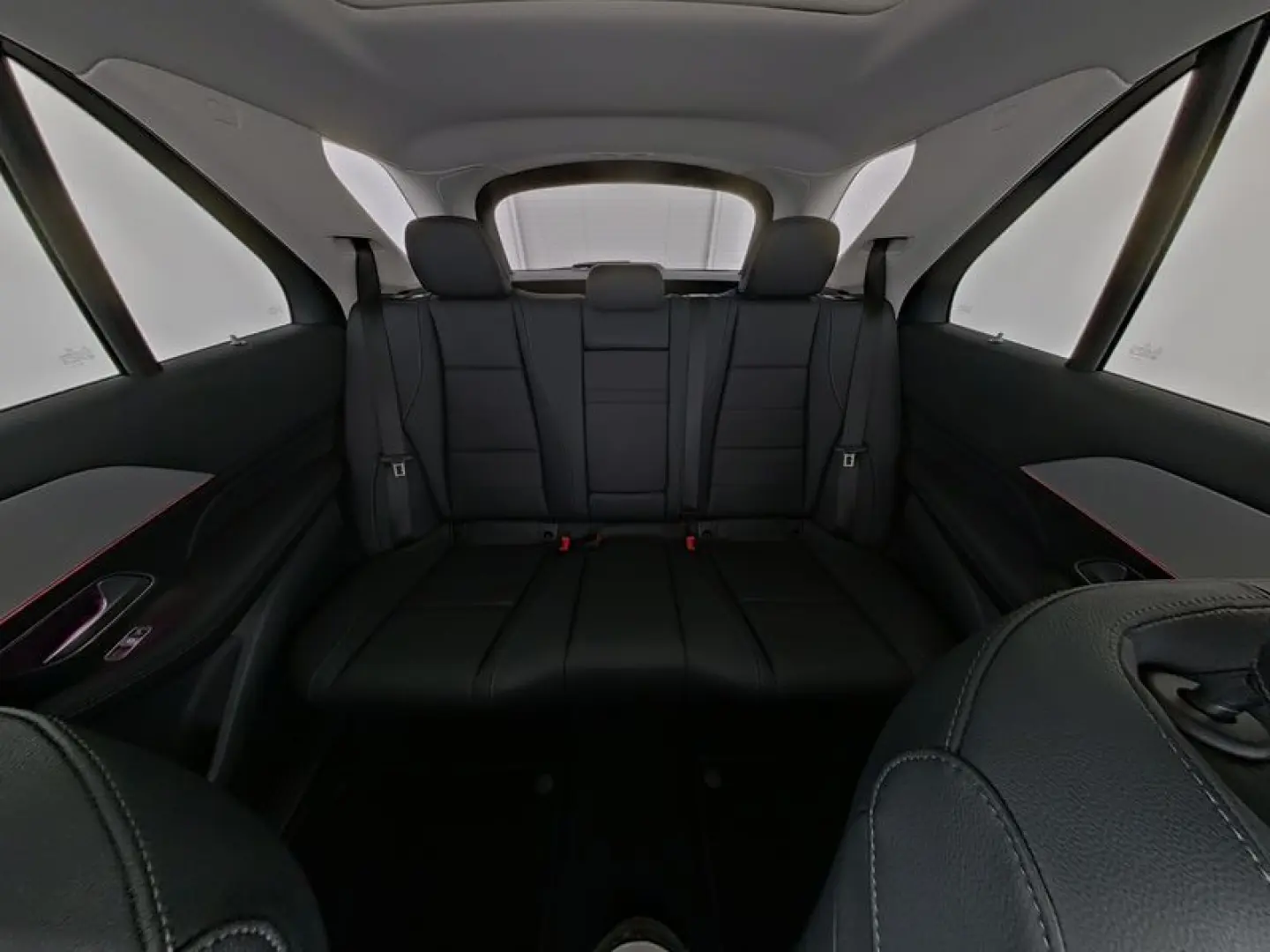 GLE 350 de 4M AMG Line Adv+ Pano AHK Airmatic Ni