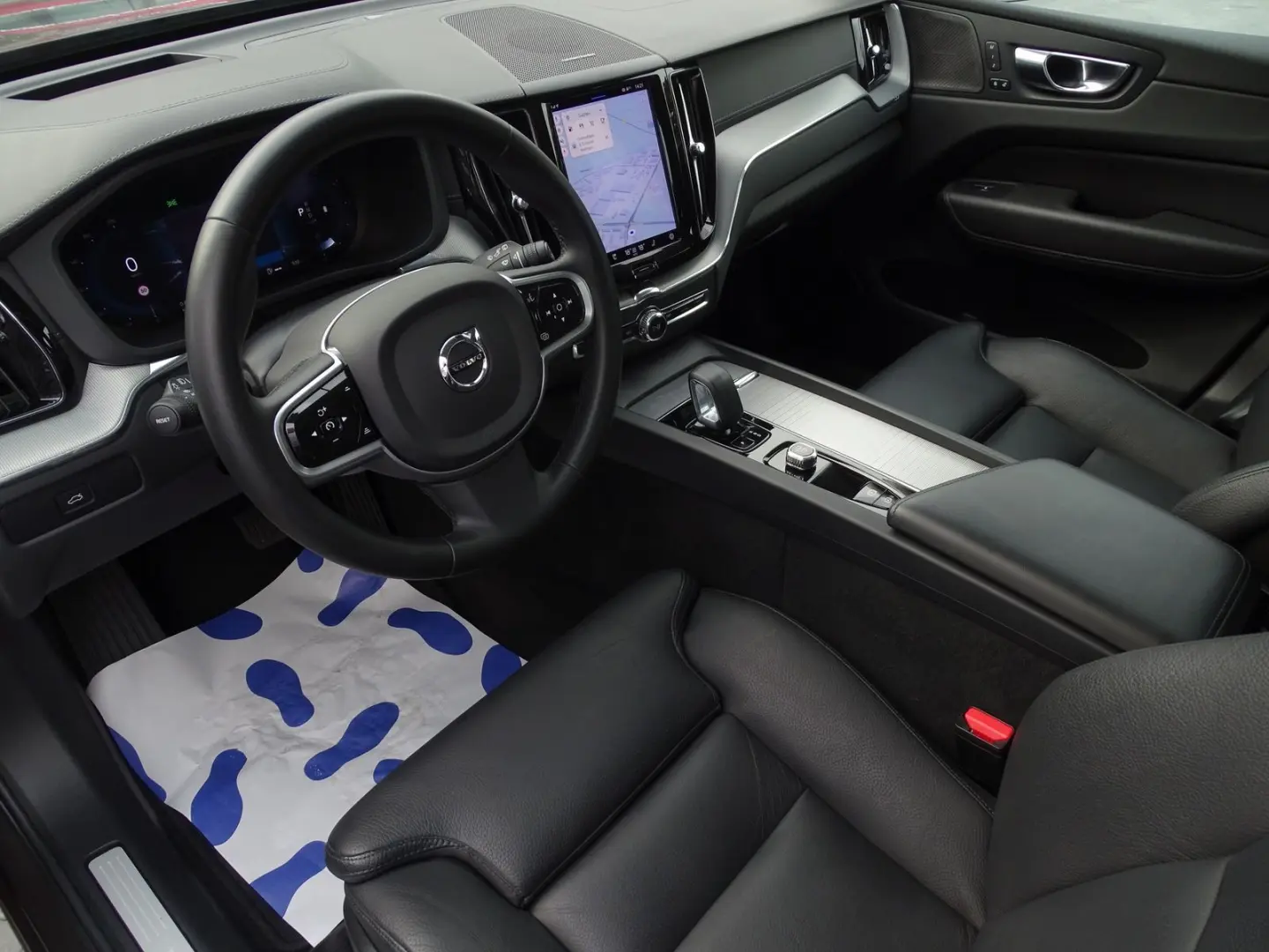 XC60 2.0 Aut. LED ACC Navi Pano