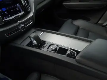 XC60 2.0 Aut. LED ACC Navi Pano