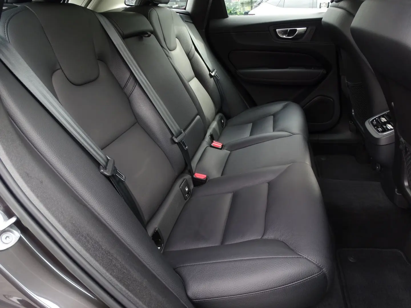 XC60 2.0 Aut. LED ACC Navi Pano