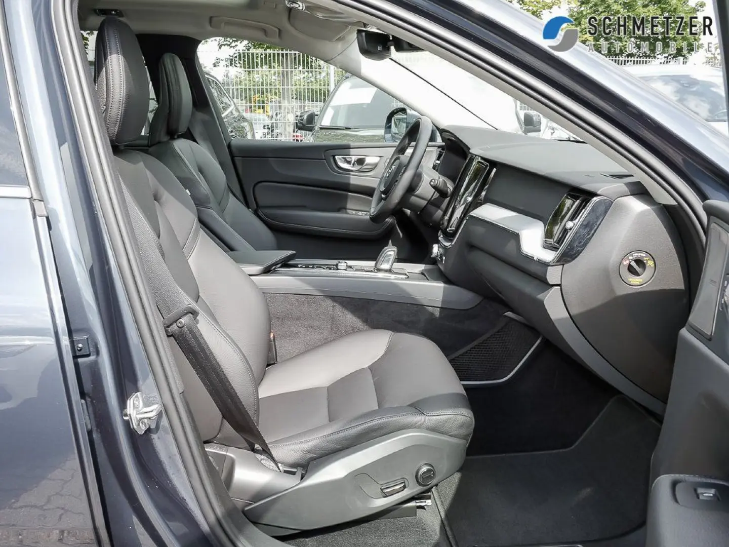 XC60+B4+AWD+GT+R-Kam+MomentumPro+Frontscheibenh+