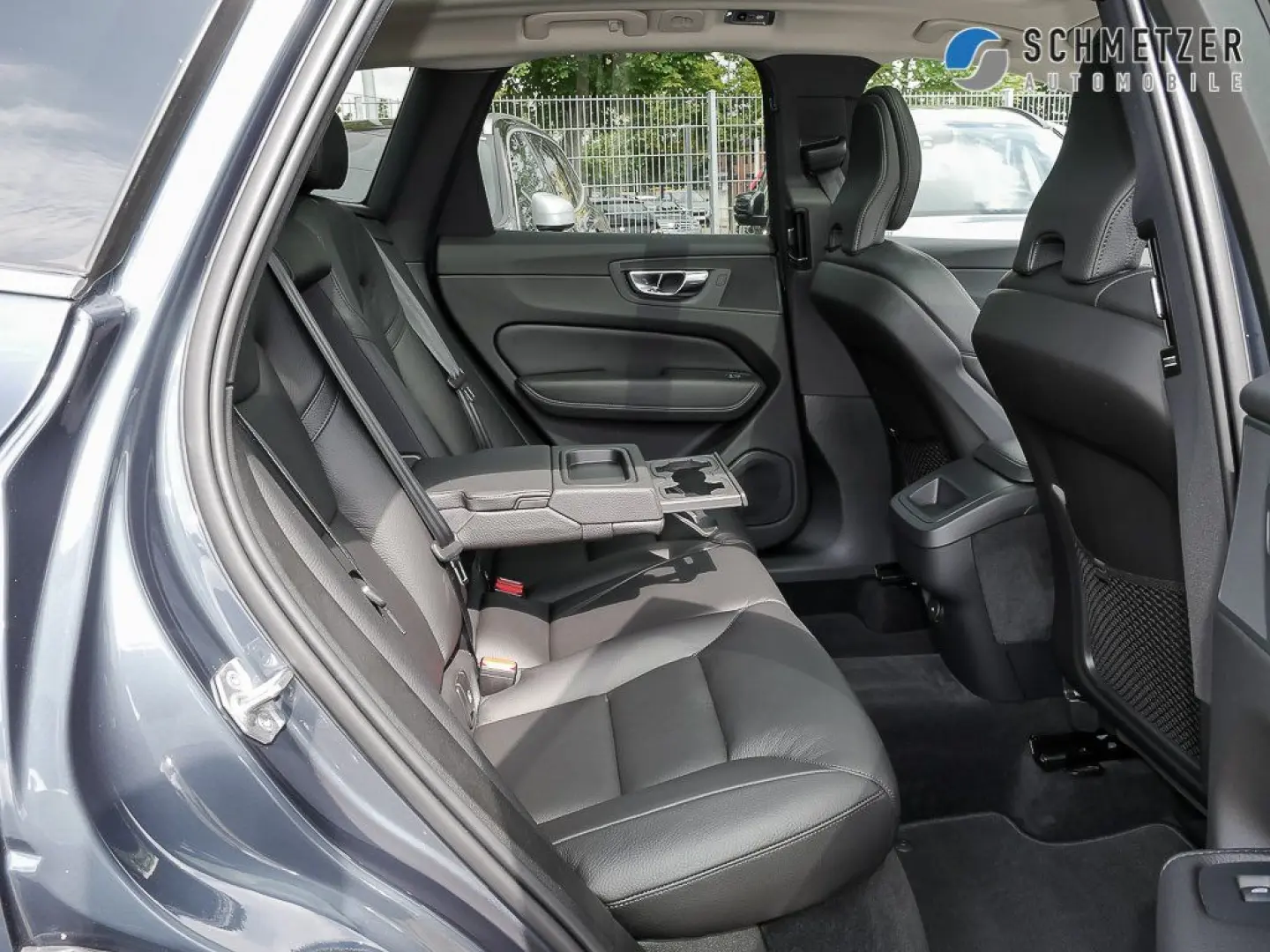 XC60+B4+AWD+GT+R-Kam+MomentumPro+Frontscheibenh+