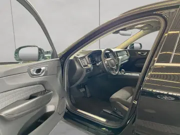 XC60 B4 Core Aut PilotAssist BLIS Google-Navi LE