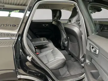 XC60 B4 Core Aut PilotAssist BLIS Google-Navi LE